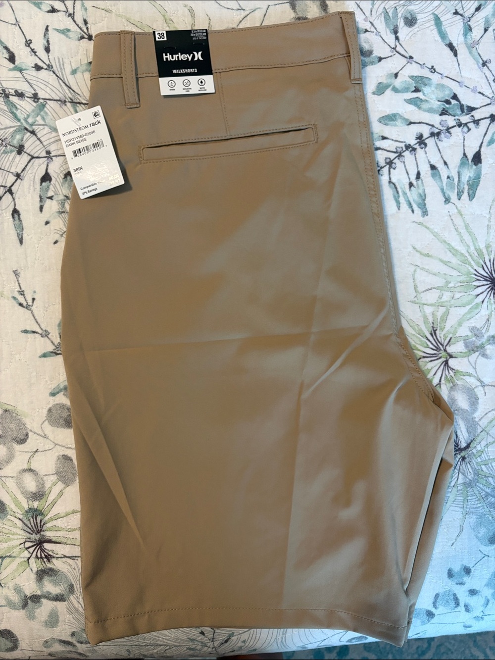 Hurley Men's Hybrid Shorts in Khaki/Tan